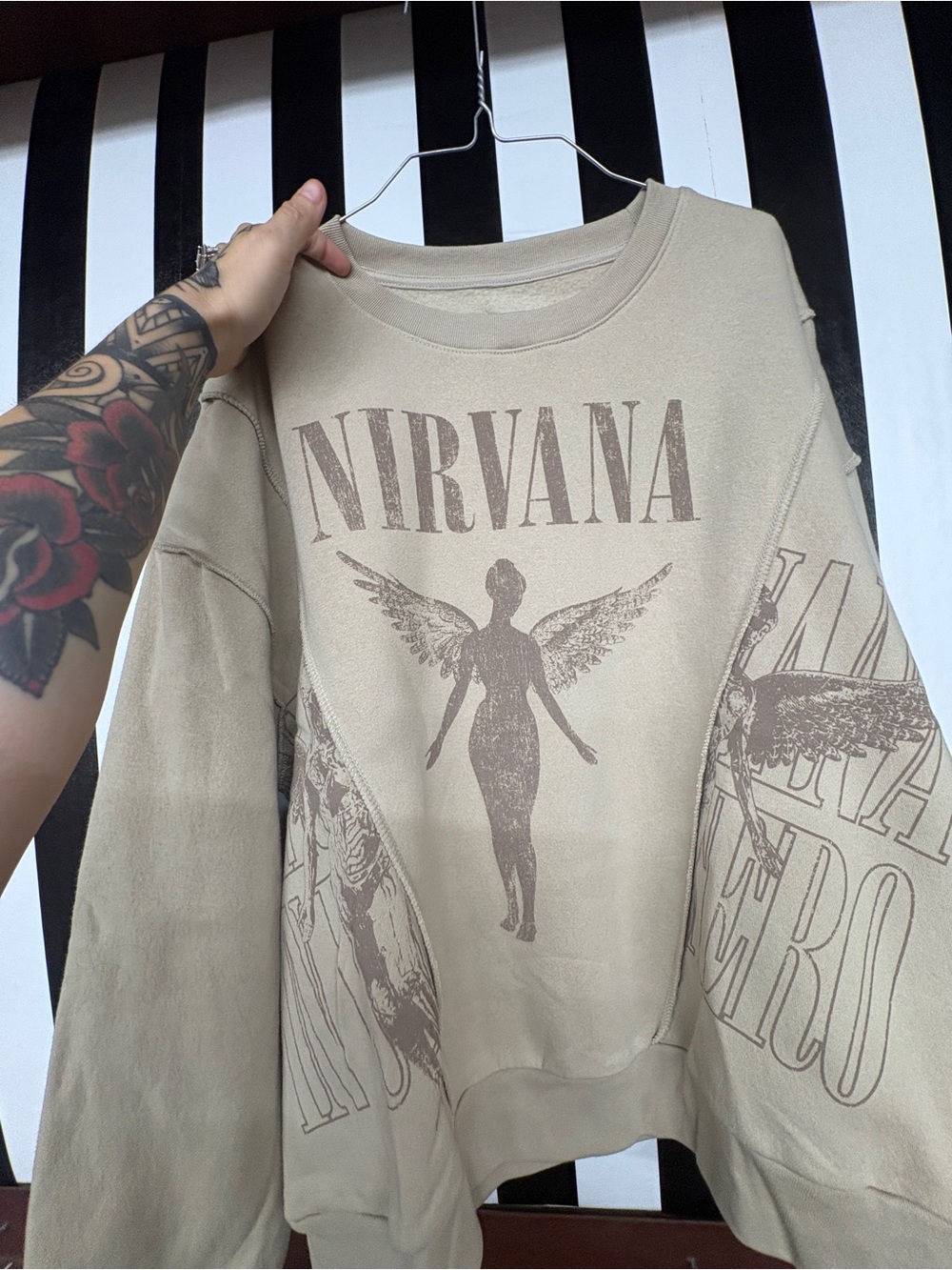 NIRVANA Beige Angel Graphic Pullover Sweatshirt